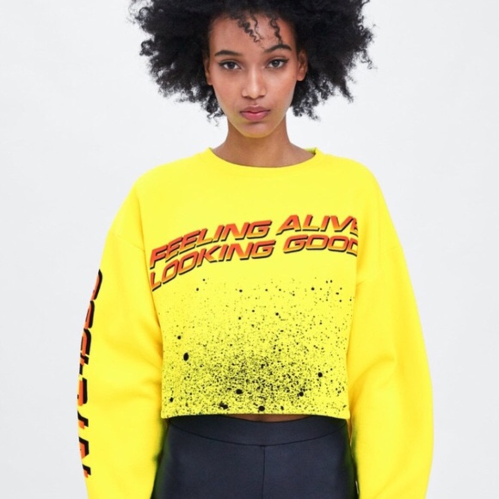 ZARA SLIGHTLY CROPPED CREWNECK WITH SLOGAN BNWT